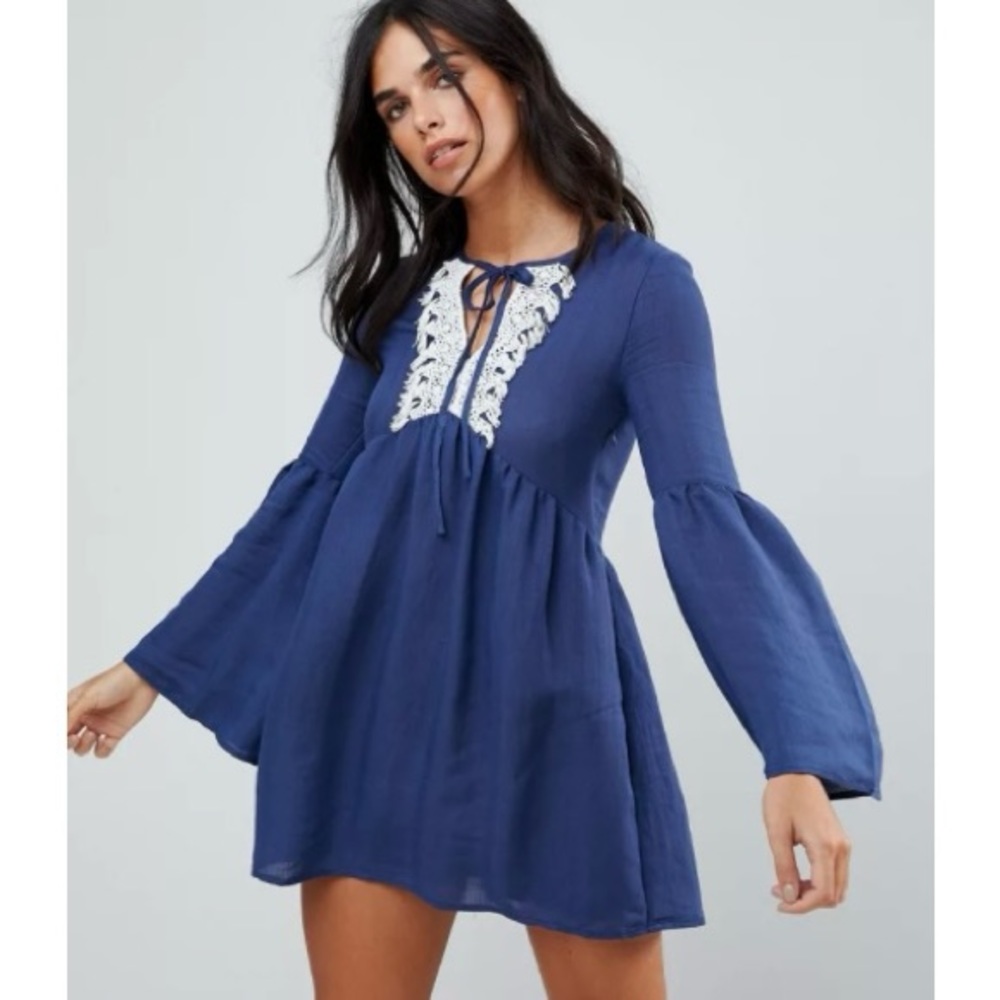Cute English Factory Ruffle Mini Dress with Lace Trim & Flounce Sleeves Navy XS